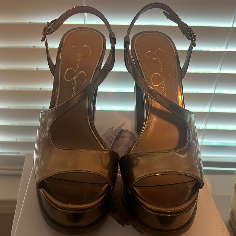Jessica Simpson Bronze Women’s Platform Heel Sandals